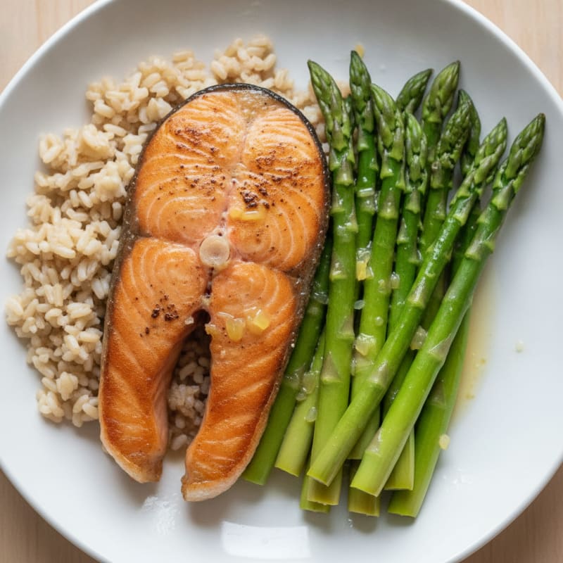 Seared Salmon with Steamed Asparagus and Brown Rice