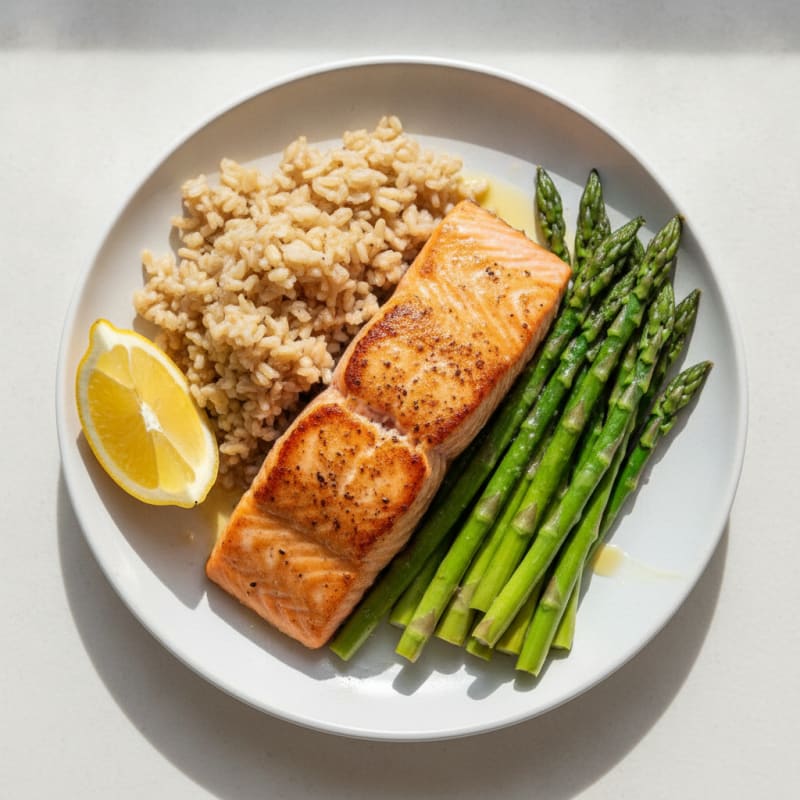 Seared Salmon with Steamed Asparagus and Brown Rice