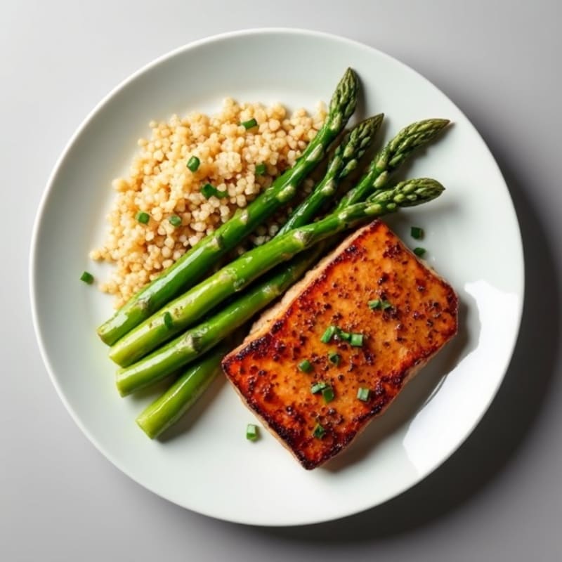 Seared Tuna Steak with Steamed Asparagus and Quinoa