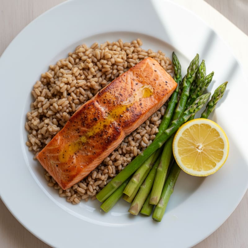 Seared Salmon Fillet with Steamed Asparagus and Brown Rice
