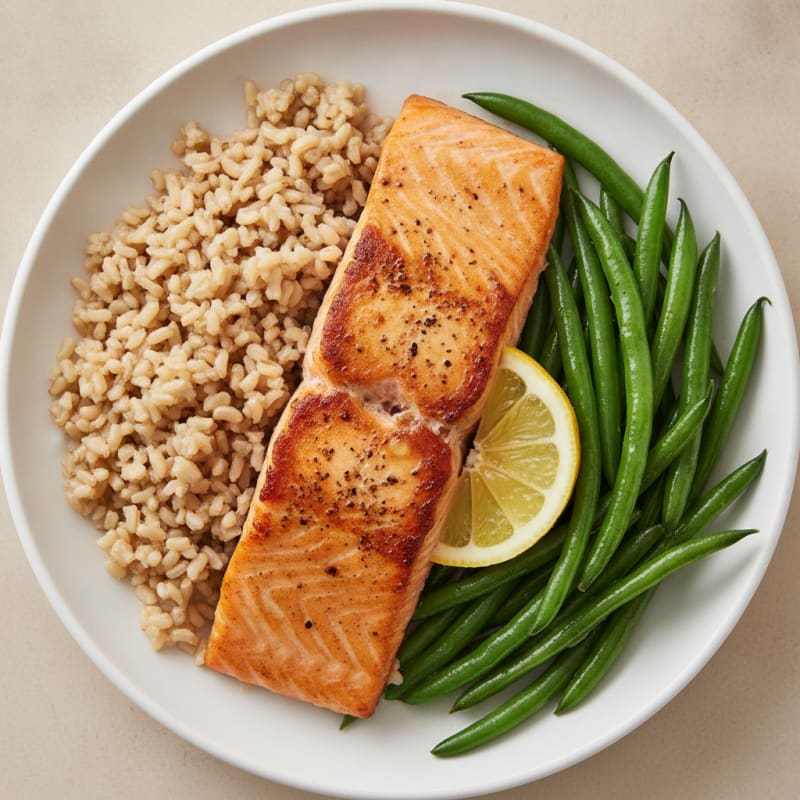 Seared Salmon with Steamed Green Beans and Brown Rice
