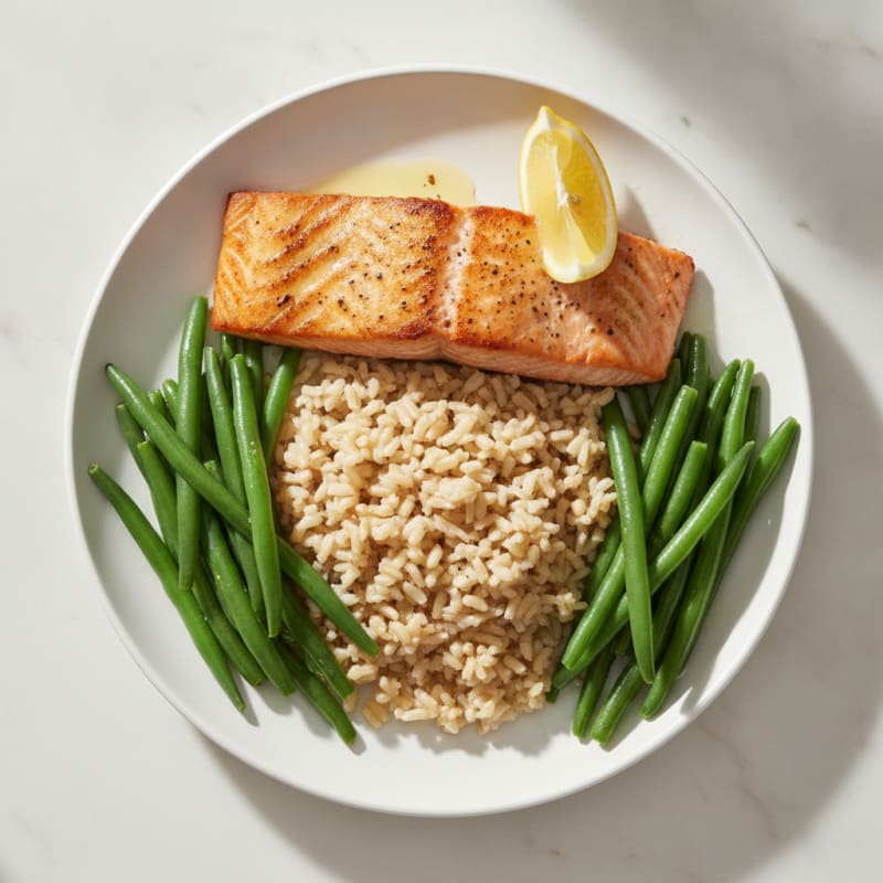 Seared Salmon with Steamed Green Beans and Brown Rice