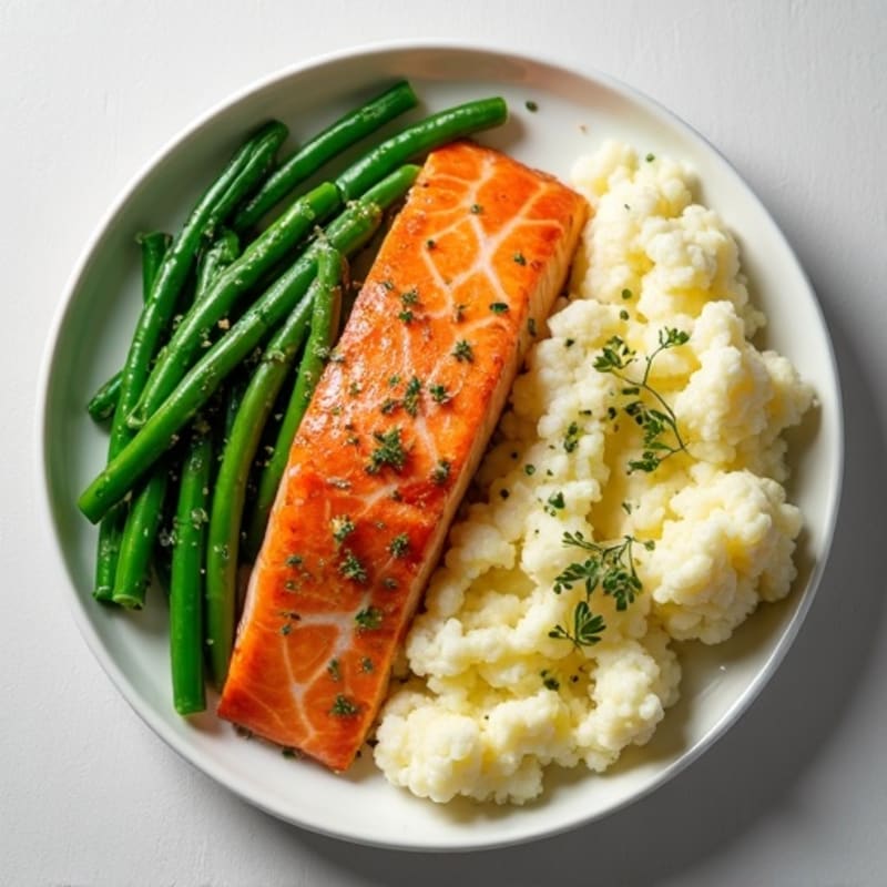 Seared Salmon with Garlic Green Beans and Mashed Cauliflower