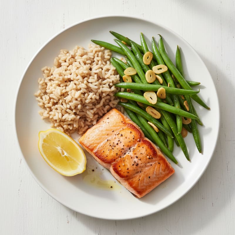 Seared Salmon Fillet with Garlicky Green Beans and Brown Rice