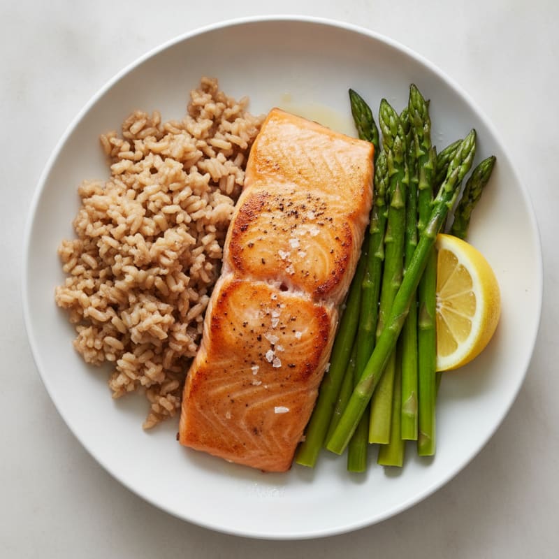 Seared Salmon Fillet with Steamed Asparagus and Brown Rice