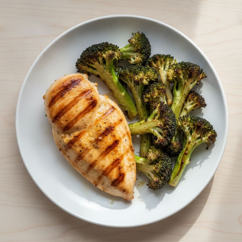 Grilled Chicken Breast with Roasted Broccoli