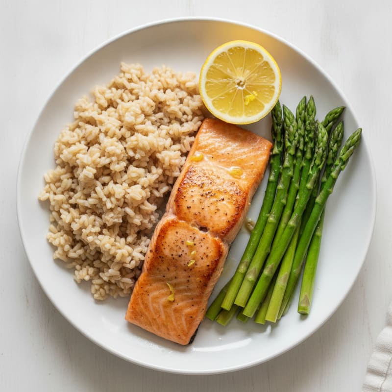 Seared Salmon Fillet with Steamed Asparagus and Brown Rice