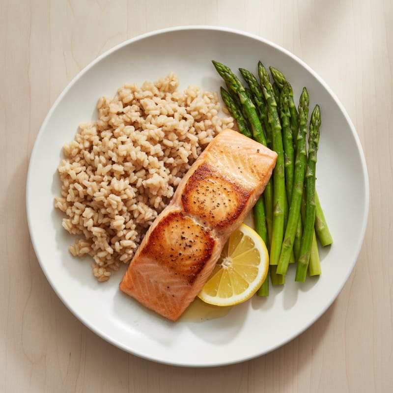 Seared Salmon Filet with Steamed Asparagus and Brown Rice