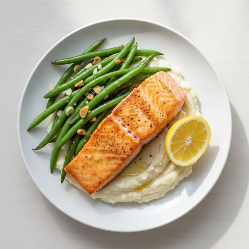 Seared Salmon Fillet with Garlic Green Beans and Cauliflower Mash