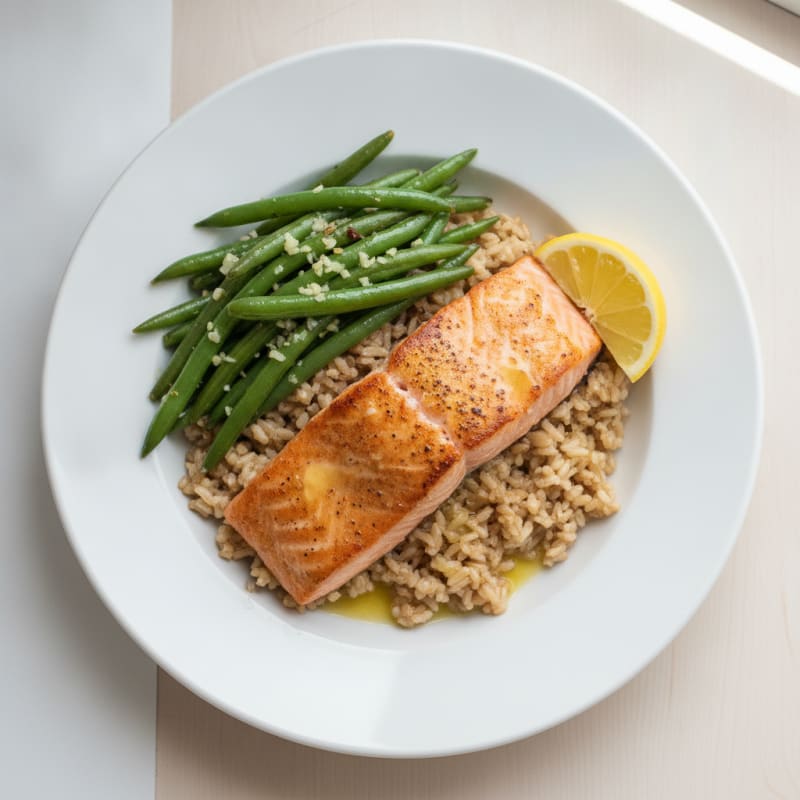 Seared Salmon Fillet with Garlic Green Beans and Brown Rice