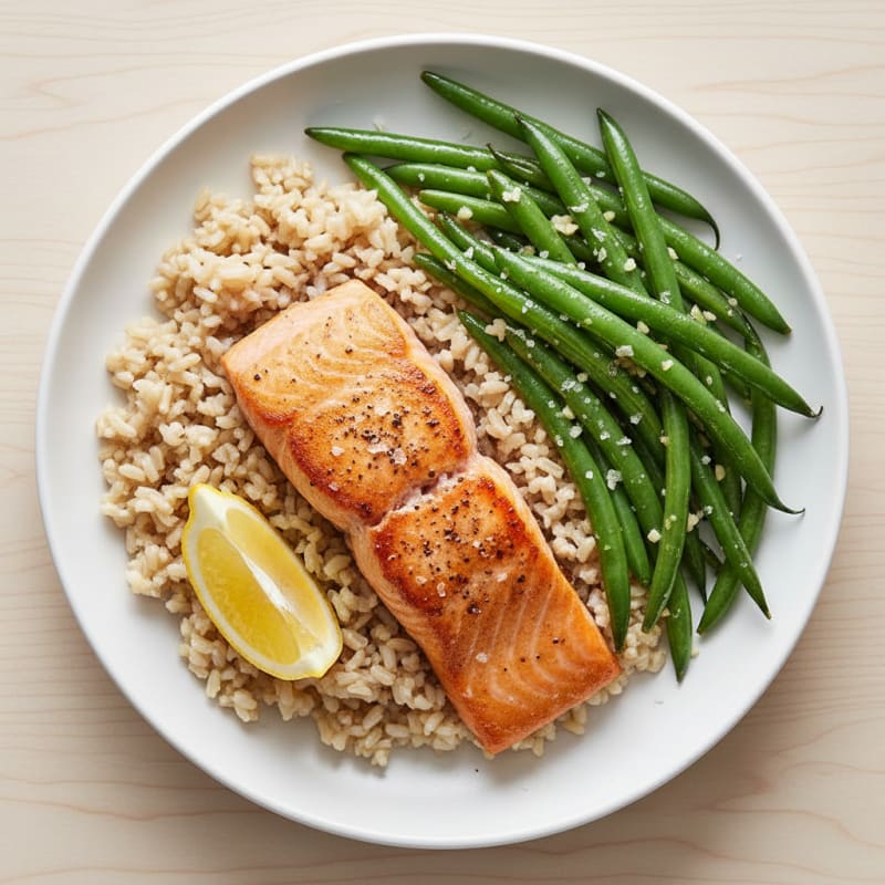 Seared Salmon Fillet with Garlic Green Beans and Brown Rice