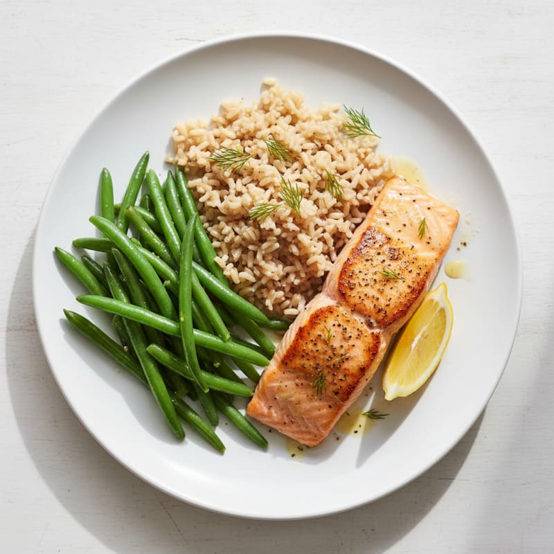 Seared Salmon with Steamed Green Beans and Brown Rice
