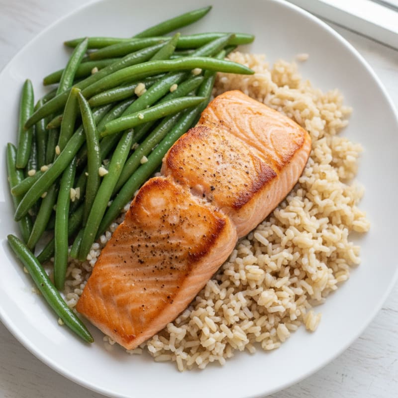 Seared Salmon Filet with Garlic Green Beans and Brown Rice