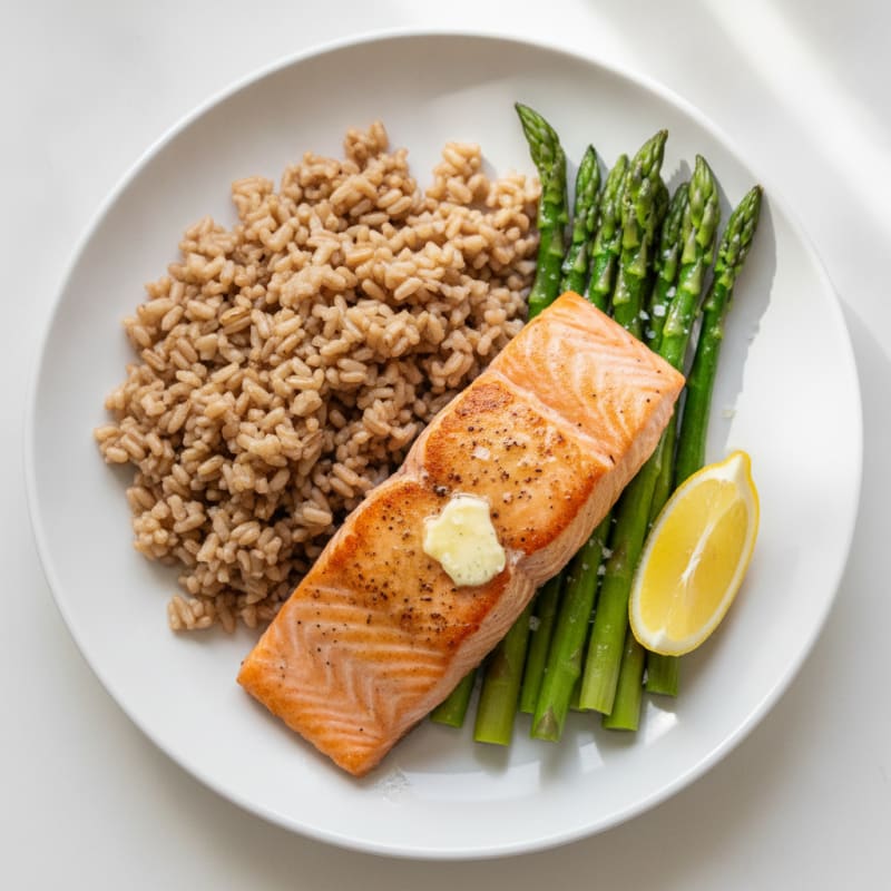 Seared Salmon Fillet with Steamed Asparagus and Brown Rice