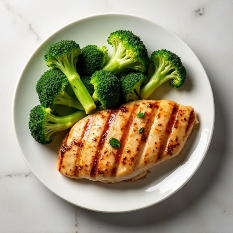 Grilled Chicken Breast with Steamed Broccoli
