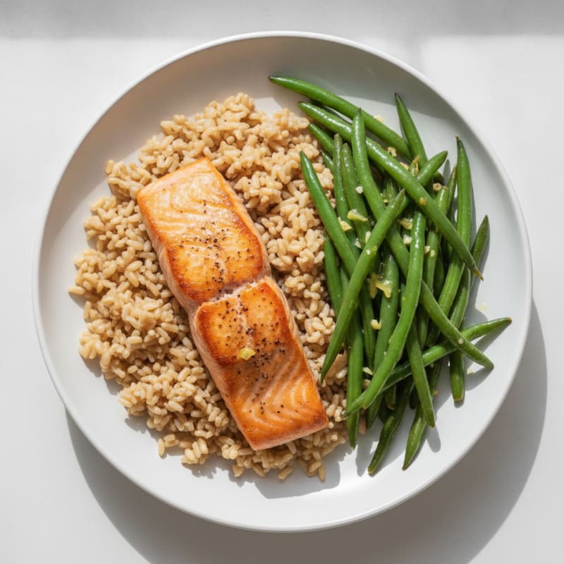 Seared Salmon Fillet with Garlic Green Beans and Brown Rice