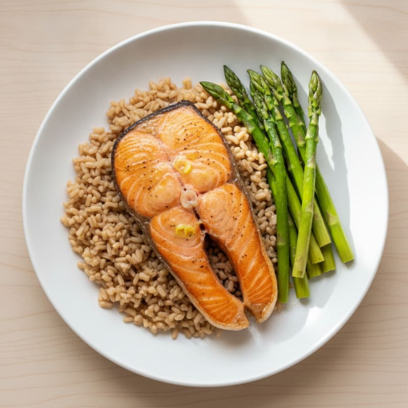 Seared Salmon Fillet with Steamed Asparagus and Brown Rice