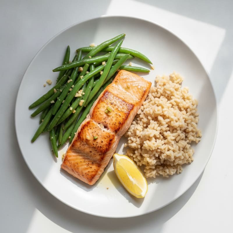 Seared Salmon Fillet with Garlic Green Beans and Brown Rice