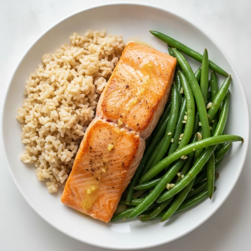 Seared Salmon Fillet with Garlic Green Beans and Brown Rice