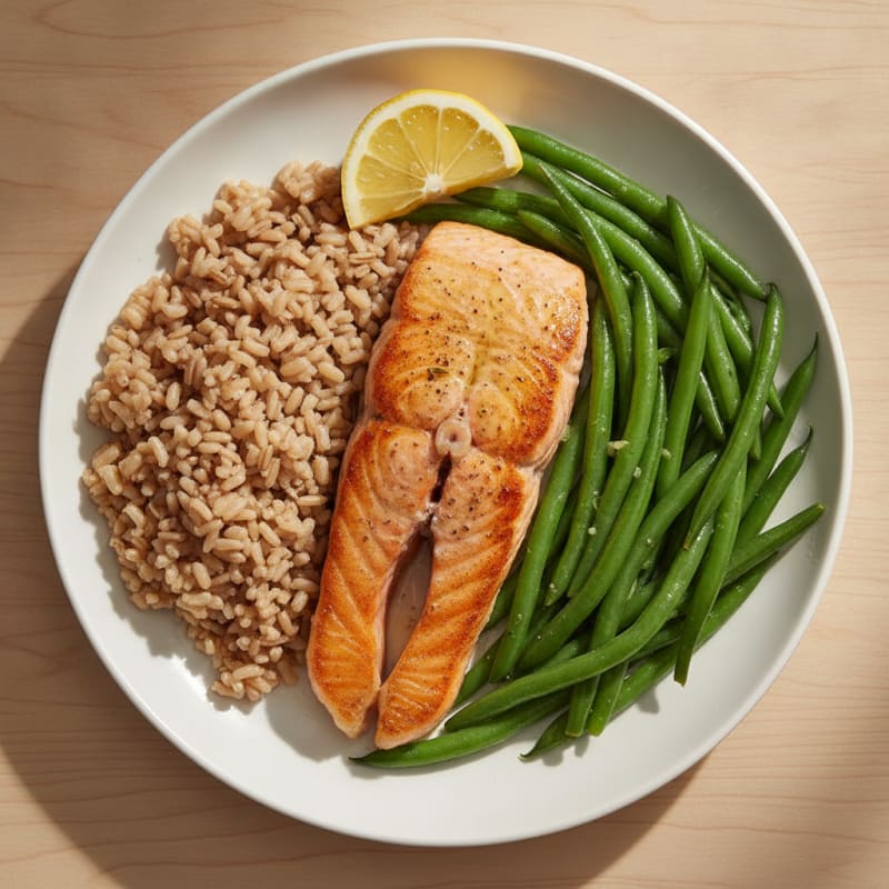 Seared Salmon with Steamed Green Beans and Brown Rice