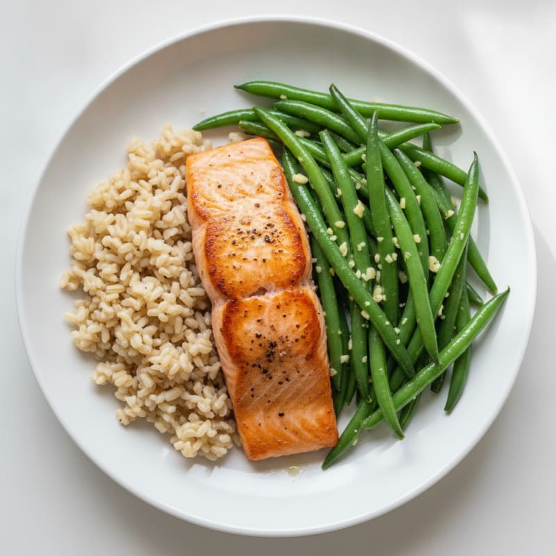 Seared Salmon Fillet with Garlic Green Beans and Brown Rice