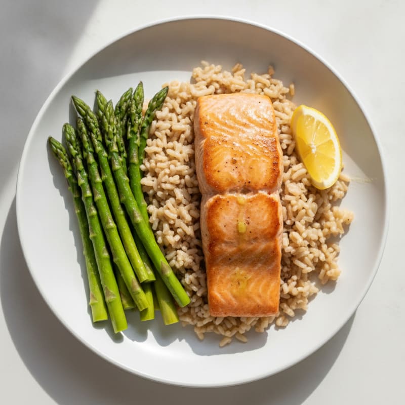 Seared Salmon Fillet with Steamed Asparagus and Brown Rice