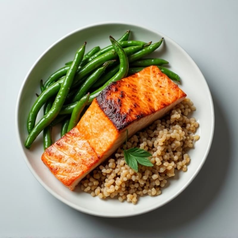 Seared Salmon Fillet with Steamed Green Beans and Brown Rice
