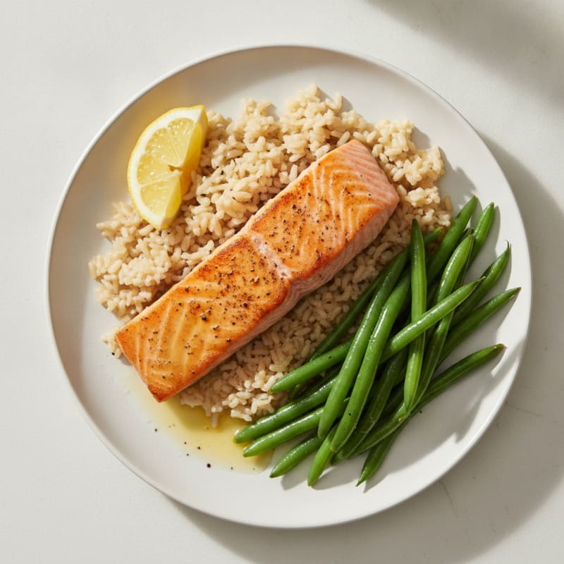 Seared Salmon with Steamed Green Beans and Brown Rice