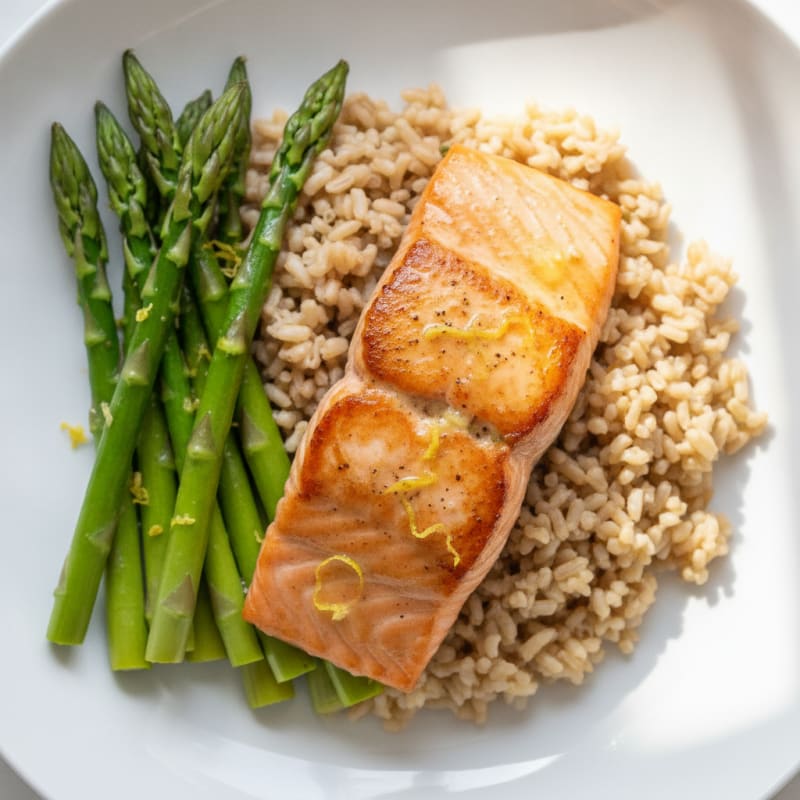 Seared Salmon Fillet with Steamed Asparagus and Brown Rice