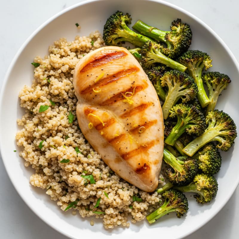Grilled Chicken Breast with Quinoa and Roasted Broccoli
