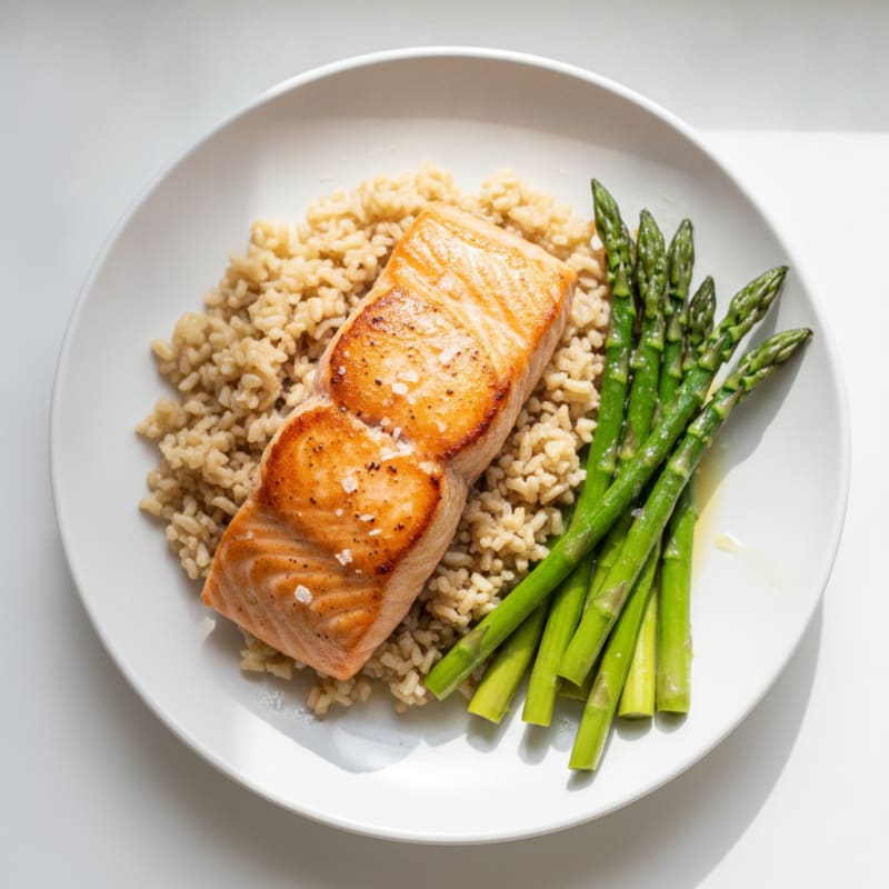 Seared Salmon with Steamed Asparagus and Brown Rice