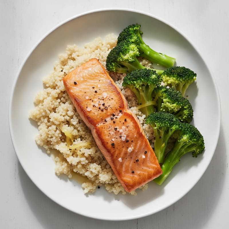 Seared Salmon with Steamed Broccoli and Quinoa