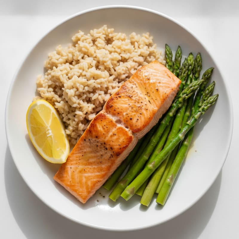 Seared Salmon Fillet with Steamed Asparagus and Brown Rice