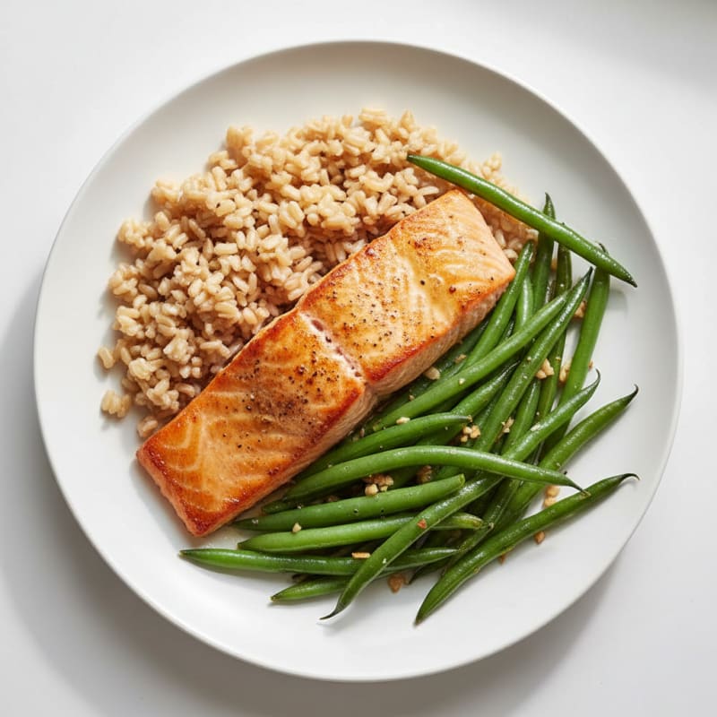 Seared Salmon Fillet with Garlic Green Beans and Brown Rice