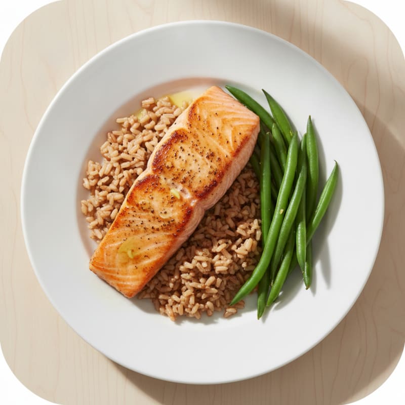 Seared Salmon Fillet with Steamed Green Beans and Brown Rice