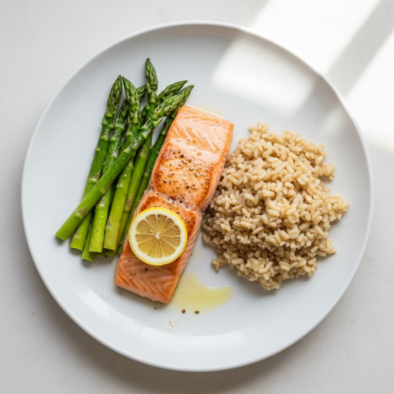 Seared Salmon Fillet with Steamed Asparagus and Brown Rice