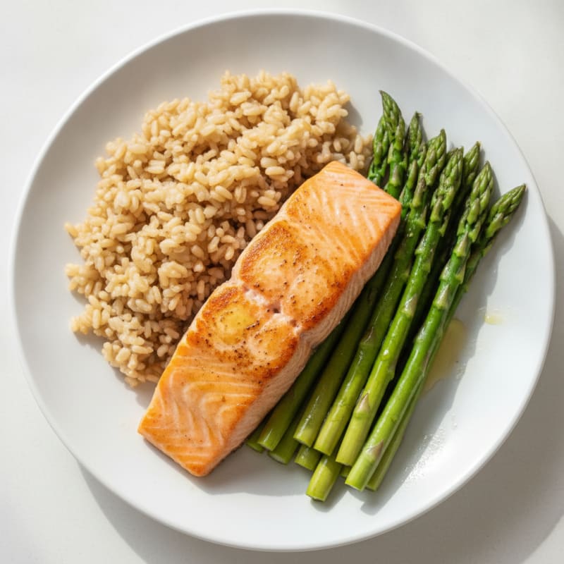Seared Salmon Fillet with Steamed Asparagus and Brown Rice