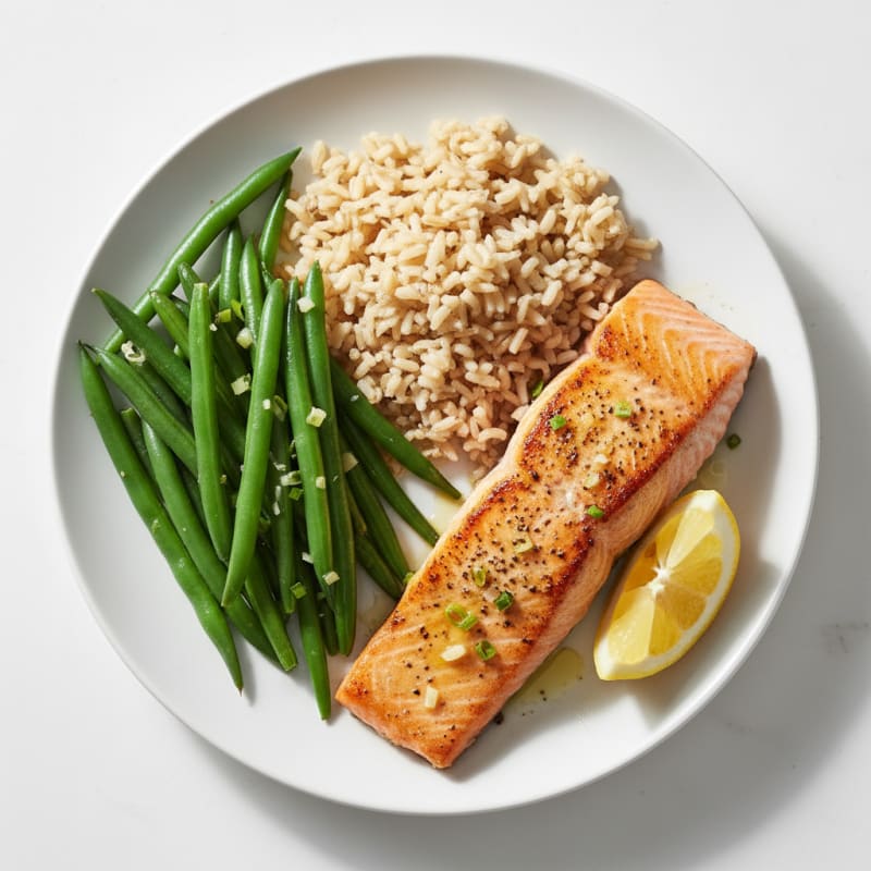 Seared Salmon with Steamed Green Beans and Brown Rice