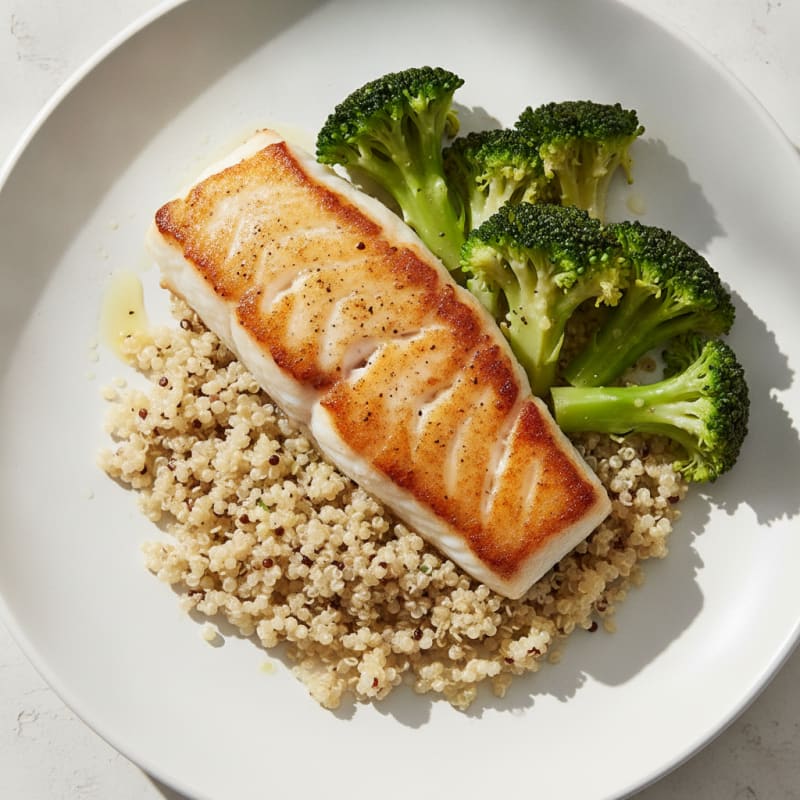 Seared Cod with Steamed Broccoli and Quinoa