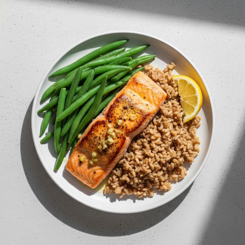 Seared Salmon with Steamed Green Beans and Brown Rice
