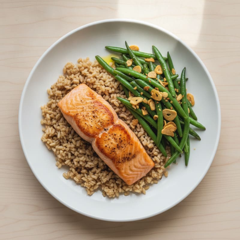 Seared Salmon Fillet with Garlic Green Beans and Brown Rice