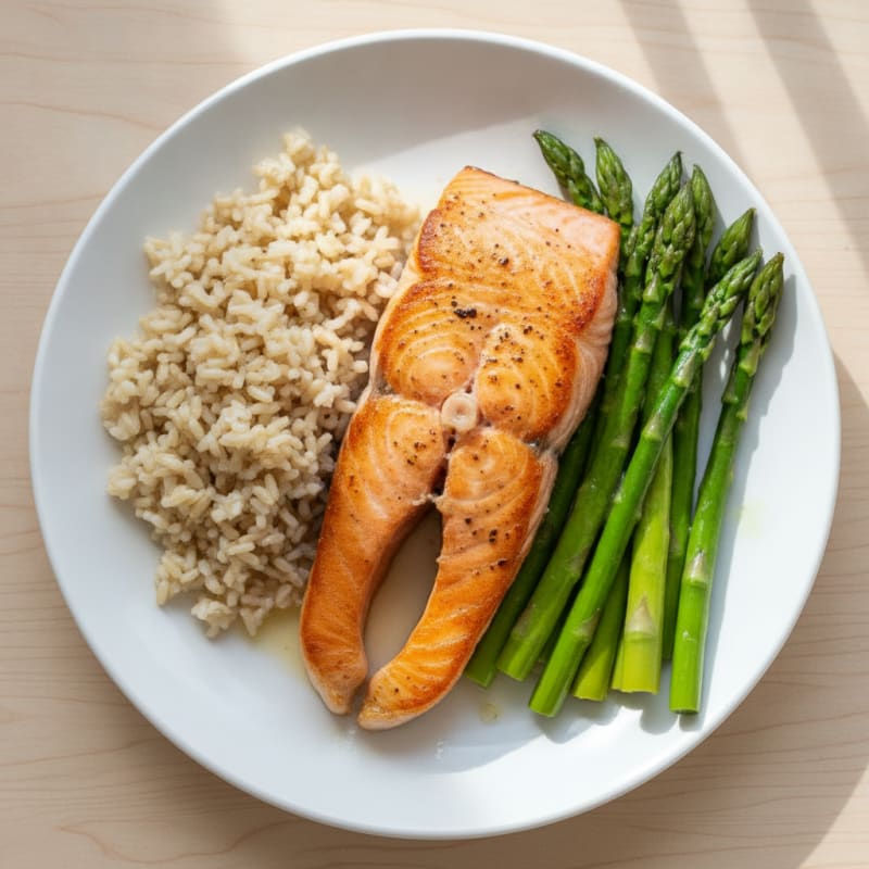 Seared Salmon Fillet with Steamed Asparagus and Brown Rice