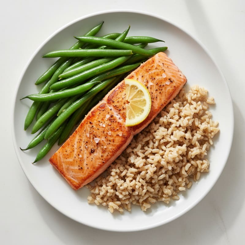 Seared Salmon Fillet with Steamed Green Beans and Brown Rice
