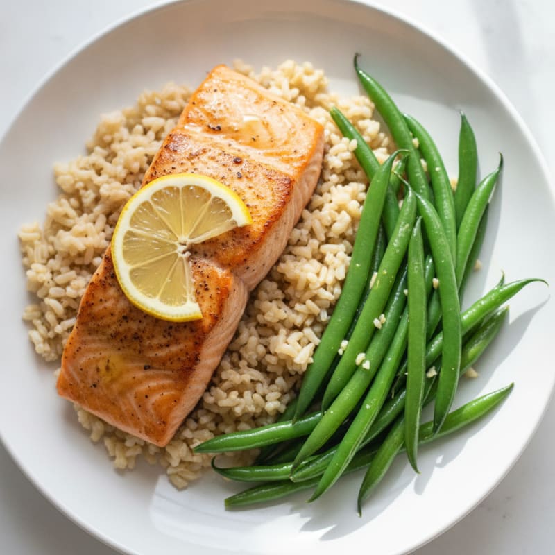 Seared Salmon Fillet with Garlic Green Beans and Brown Rice