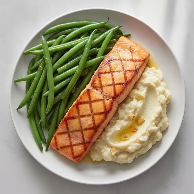 Seared Salmon with Steamed Green Beans and Garlic Mashed Cauliflower
