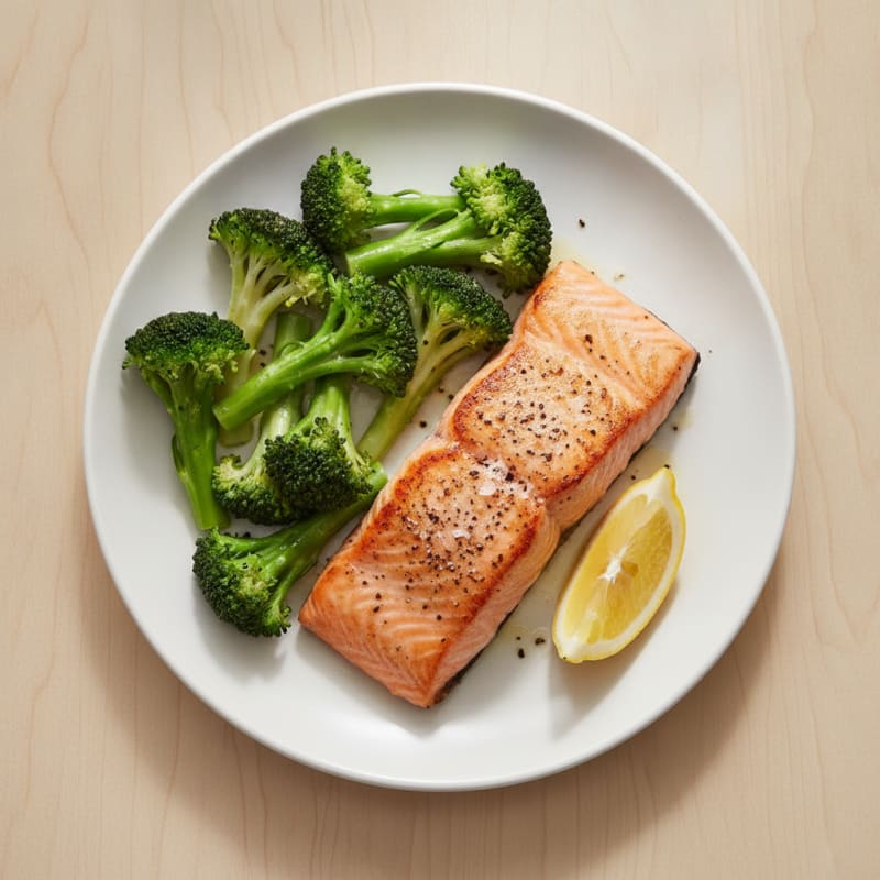 Seared Salmon with Steamed Broccoli and Lemon