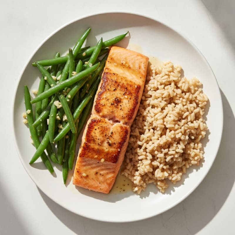 Seared Salmon Fillet with Garlic Green Beans and Brown Rice
