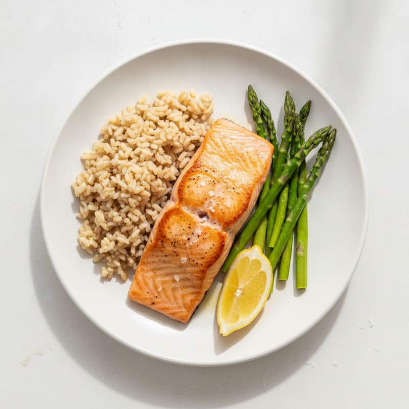 Seared Salmon Fillet with Steamed Asparagus and Brown Rice