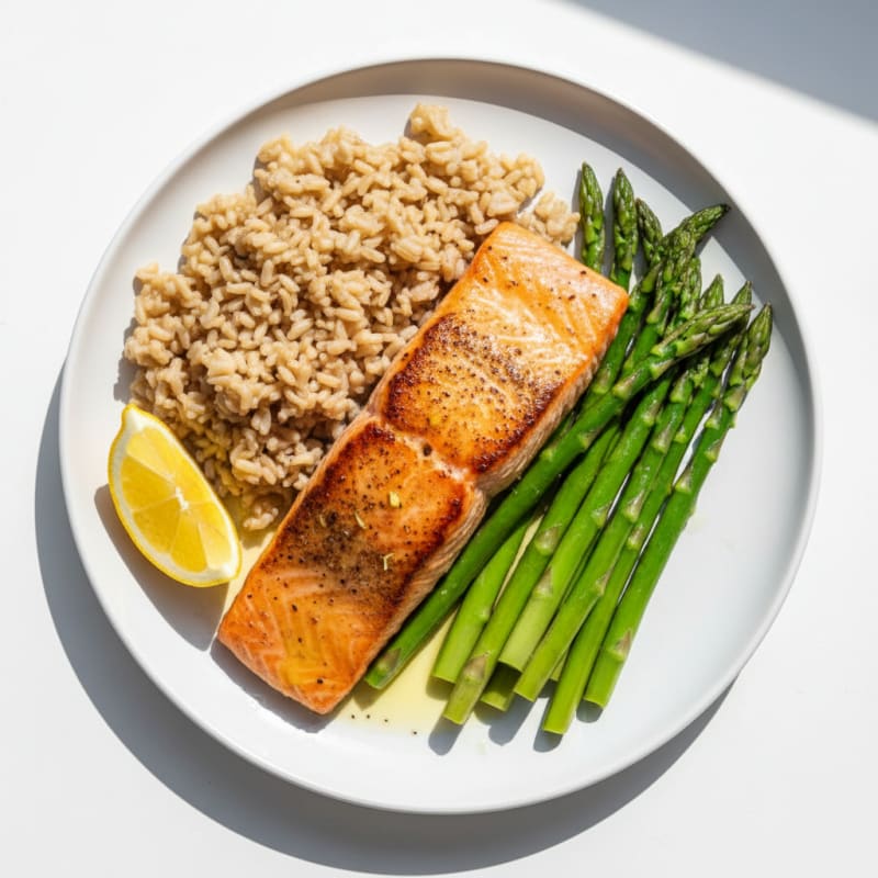 Seared Salmon Fillet with Steamed Asparagus and Brown Rice