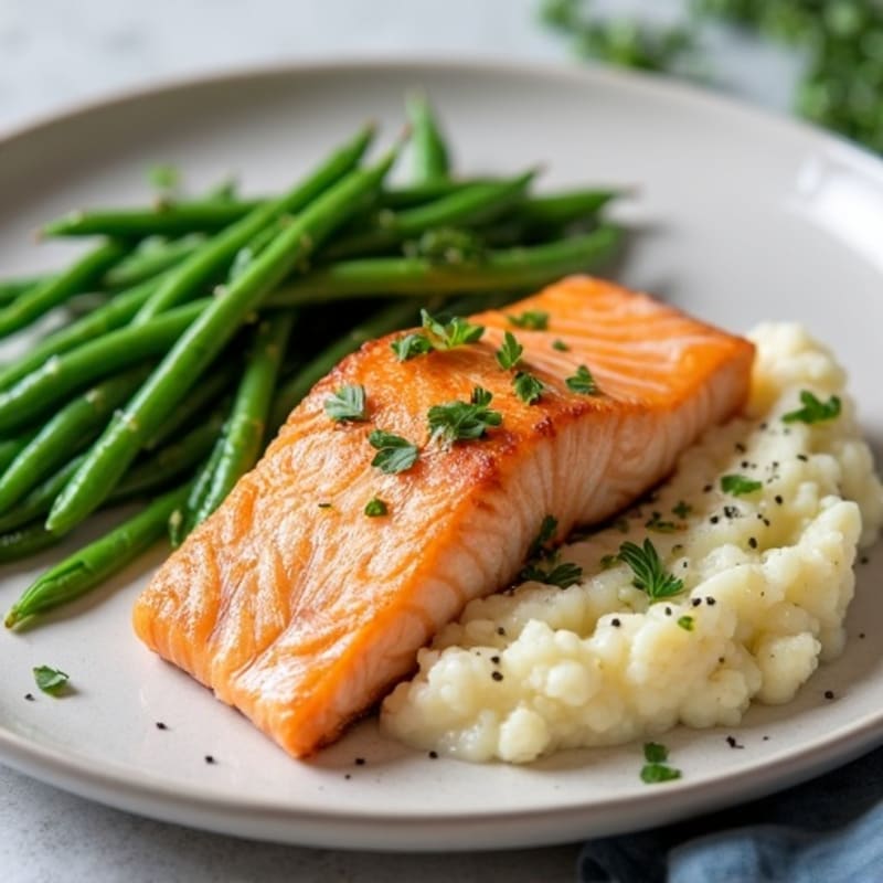 Seared Salmon Fillet with Garlic Green Beans and Cauliflower Mash